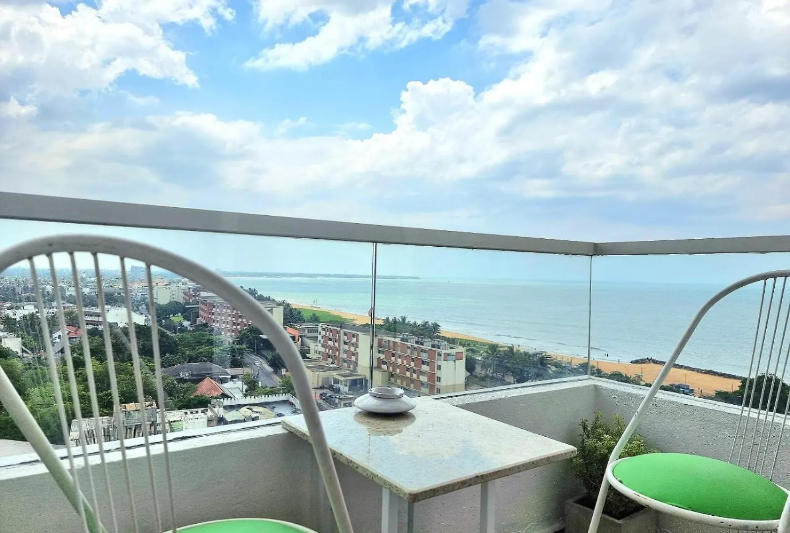 Ocean Breeze Residence- Negombo 0*,  Srí Lanka