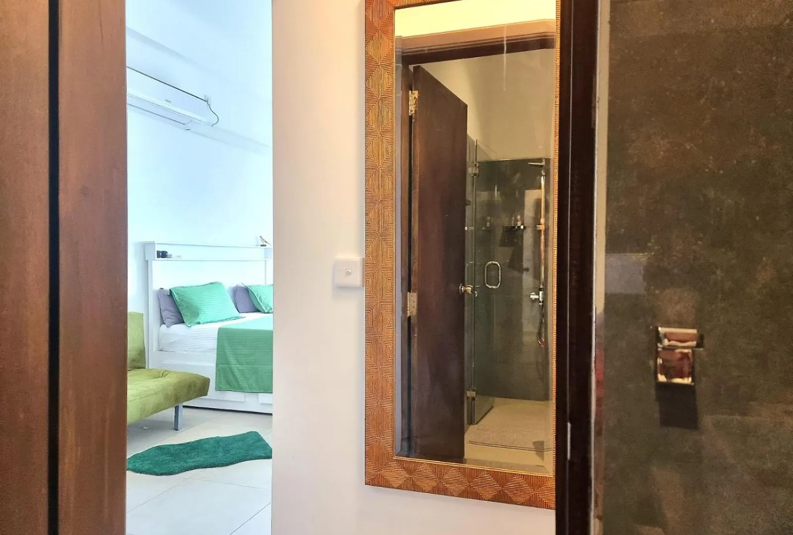 Apartment Ocean Breeze Residence- Negombo