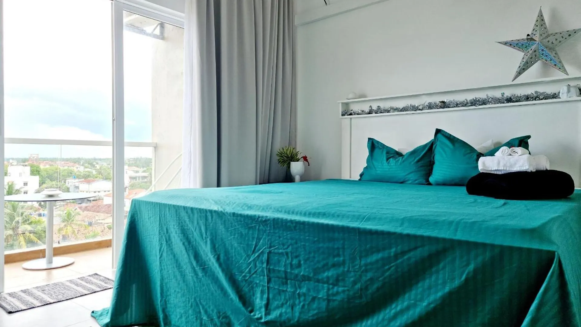 Ocean Breeze Residence- Negombo