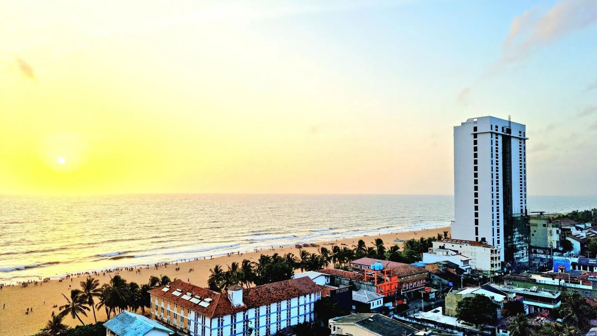 Ocean Breeze Residence- Negombo Apartment