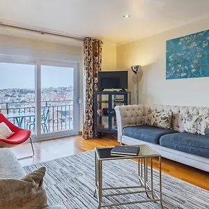 https://casa-angelina-in-graa.hotels-lisbon-portugal.com